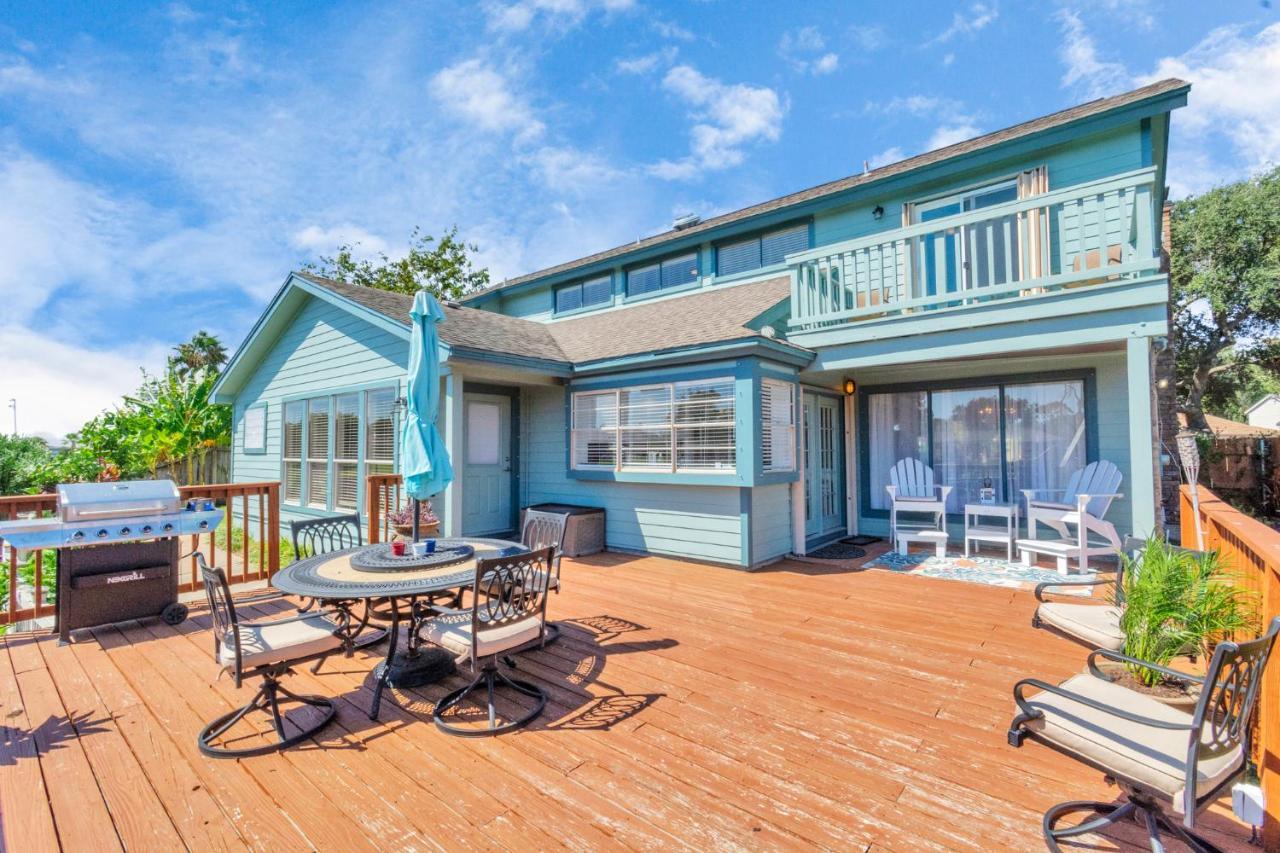 Beauty On The Water! Lake House Near The Beaches! Galveston Eksteriør bilde
